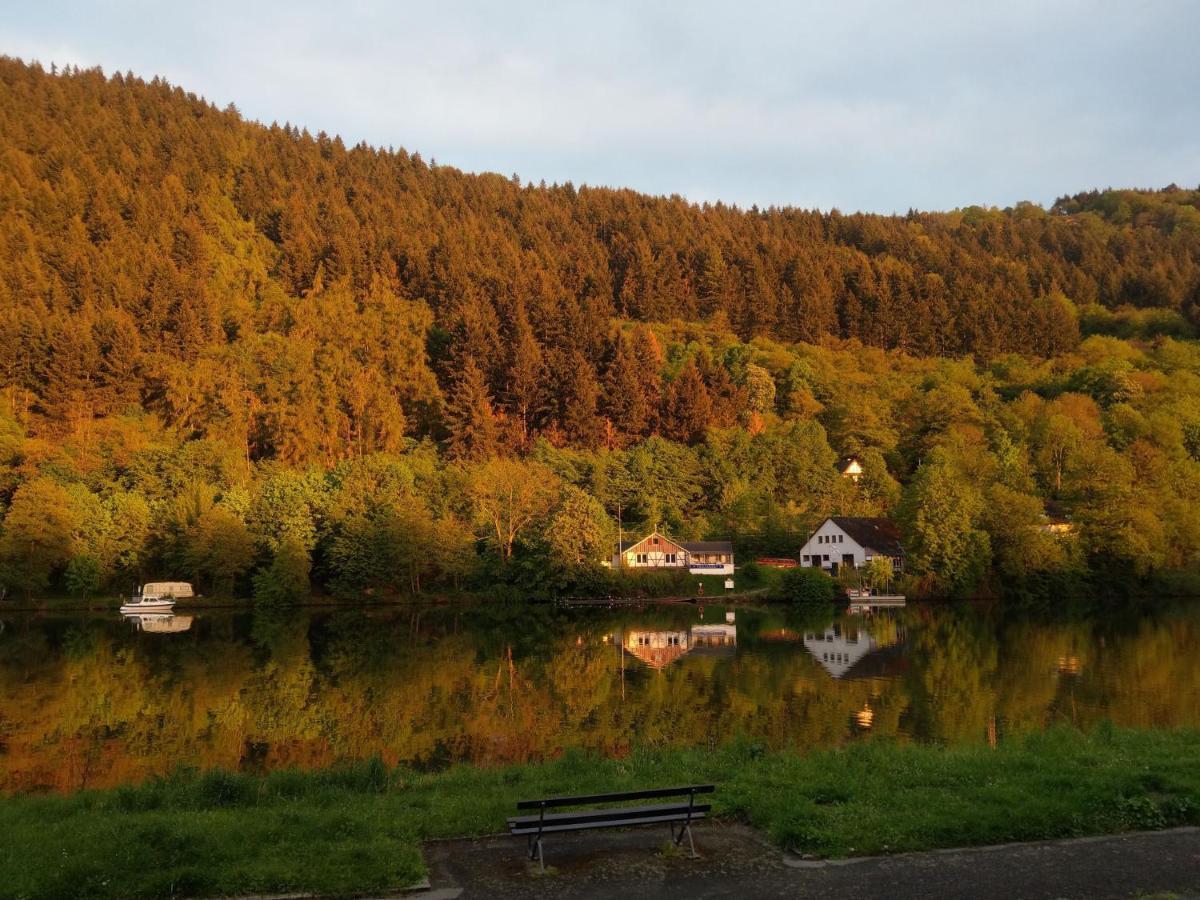 Altes Faehrhaus An Der Mosel Anno1633 Appartement Verbandsgemeinde Verbandsgemeinde Traben-Trarbach Buitenkant foto