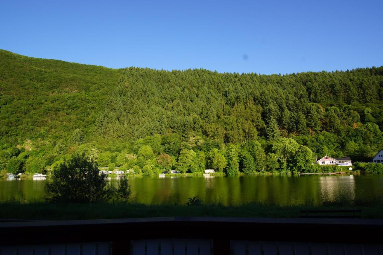 Altes Faehrhaus An Der Mosel Anno1633 Appartement Verbandsgemeinde Verbandsgemeinde Traben-Trarbach Buitenkant foto